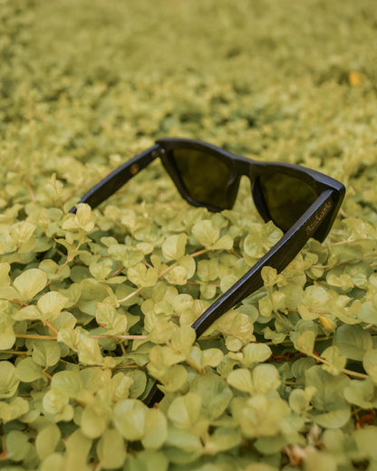 Vintagío | Polarized Bamboo Sunglasses-3